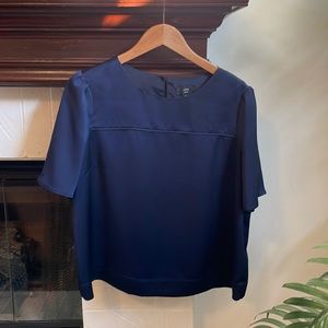 J. Crew 365 Crew Neck Blouse in Navy 12 O1